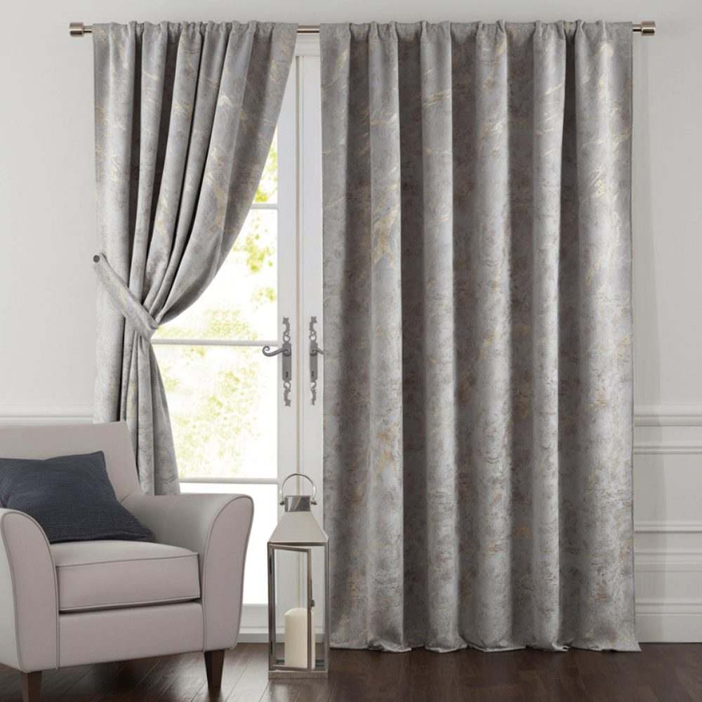 Juego de Cortinas 145x210 cm Pasabarral y Agarraderas - Jean Cartier