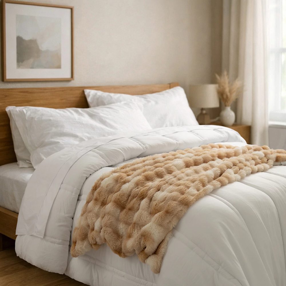 Manta Sillón Cama Símil Piel de Conejo 127x152 cm - Alcoyana